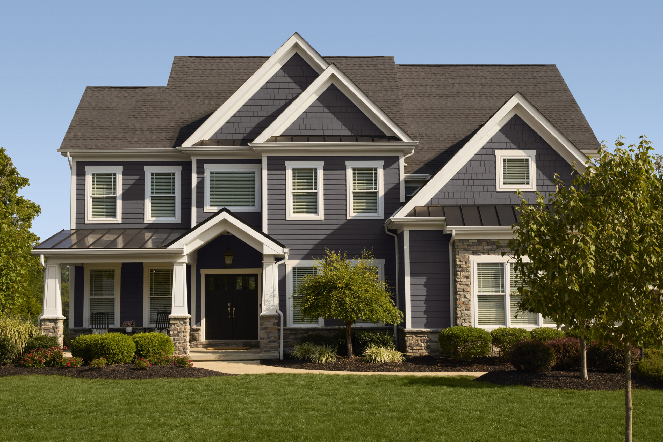 Siding replacement by ManePoint Exteriors