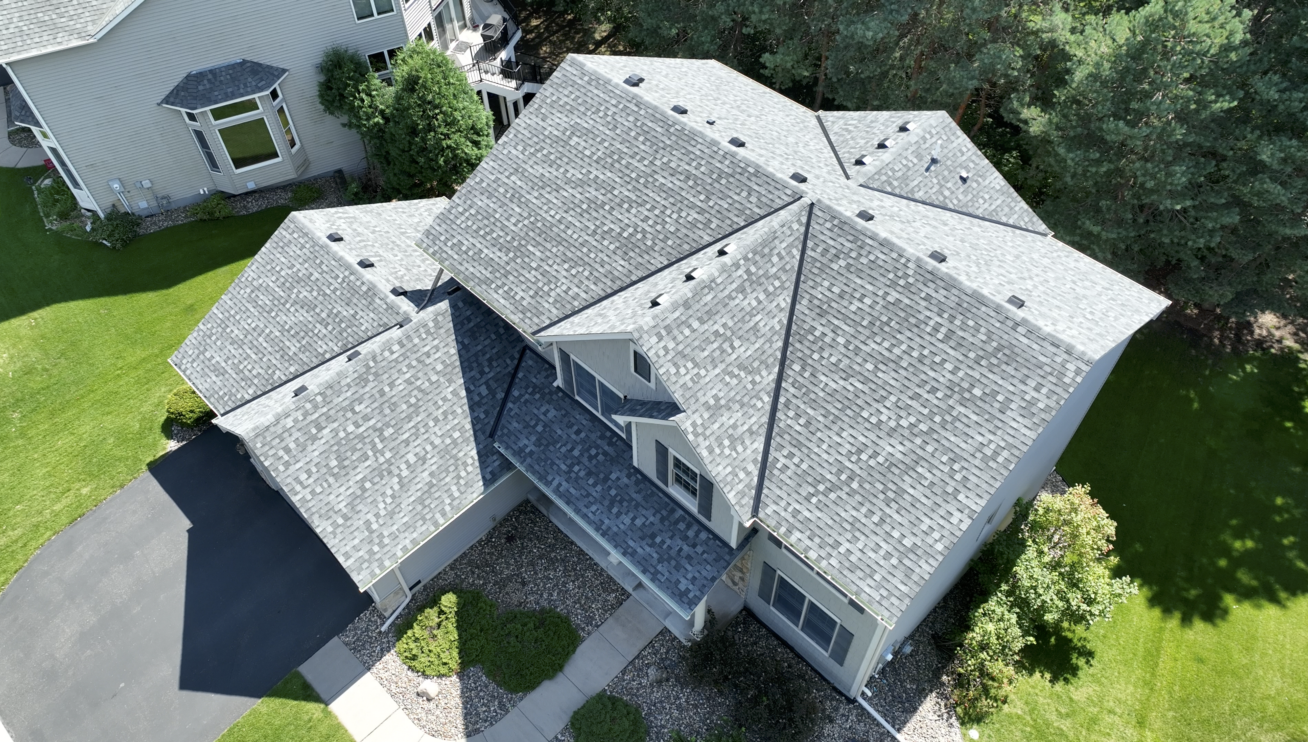 Residential roofing services by ManePoint Exteriors