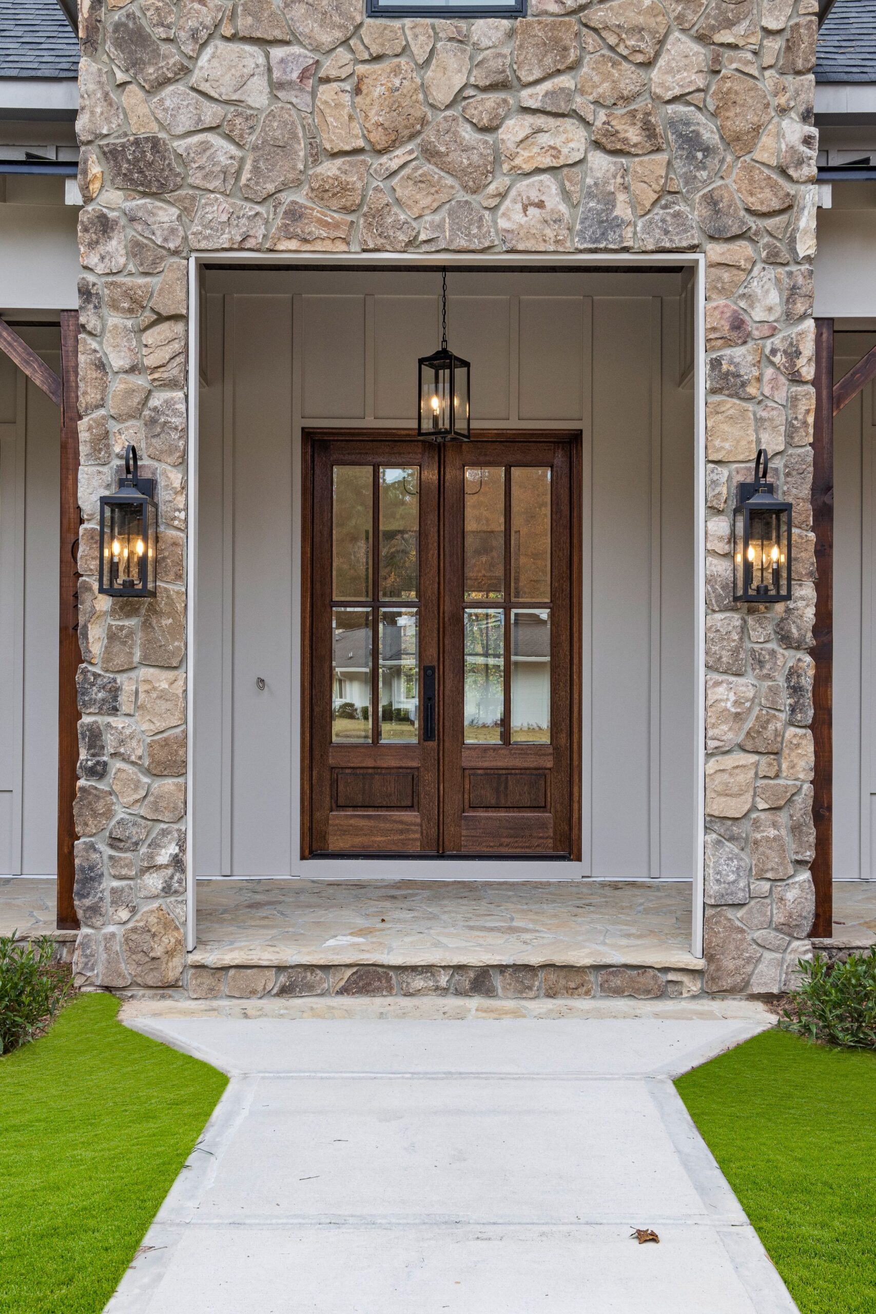 Front entry door replacement by ManePoint Exteriors